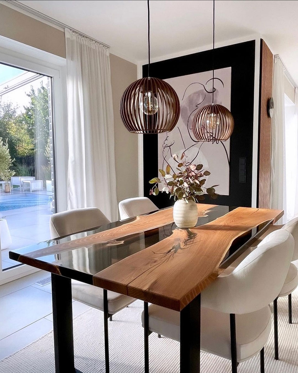 trpezarijski-sto-sa-epoxy-smolom-epoksi