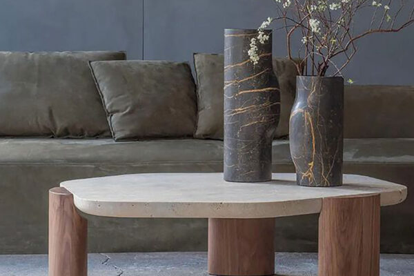 klub stolovi od kamena